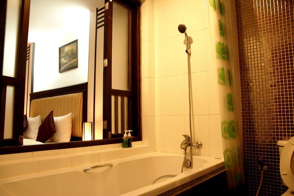 Washington Residence Phuket Chambre photo