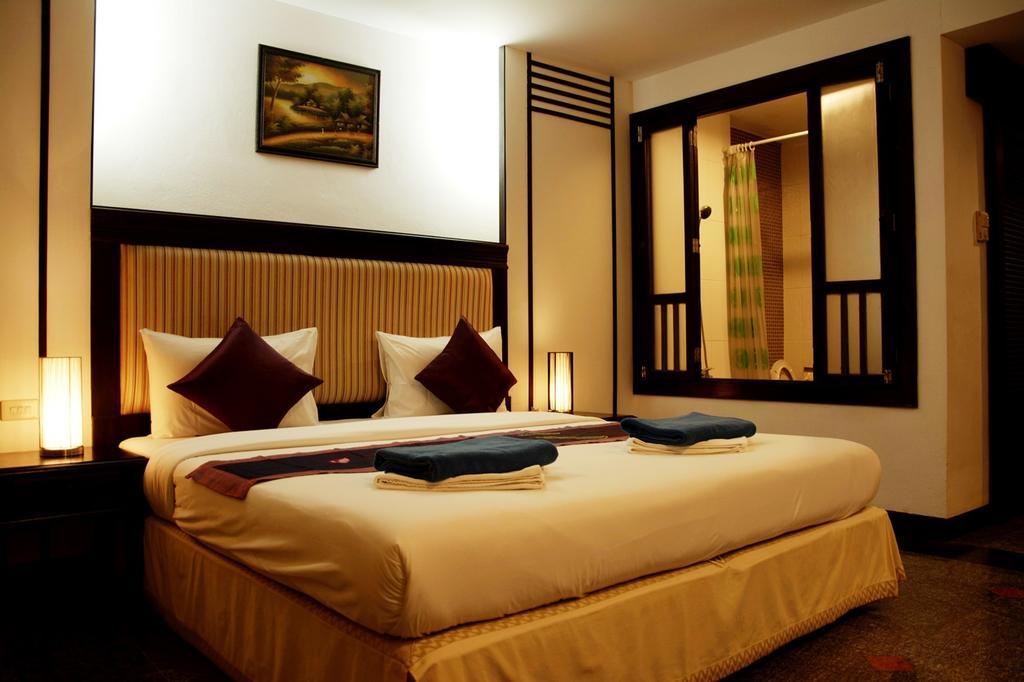 Washington Residence Phuket Chambre photo